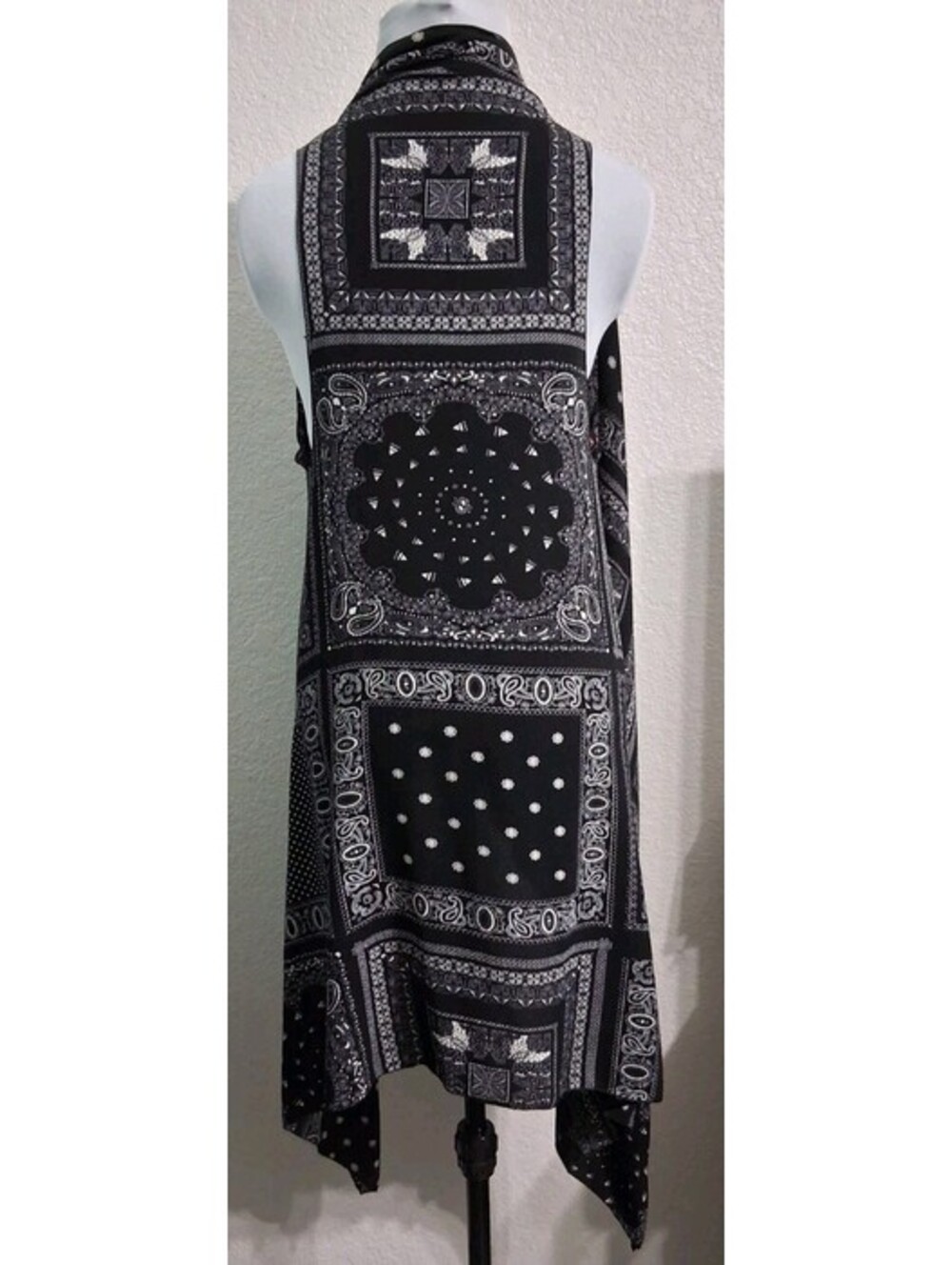 Black Bandana Print Long Waterfall Asymeteical Shawl, Sleeveless, EUC